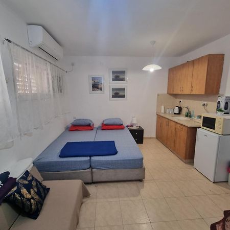 Nadia Hosting Dead Sea Vila Neve Zohar Exterior foto